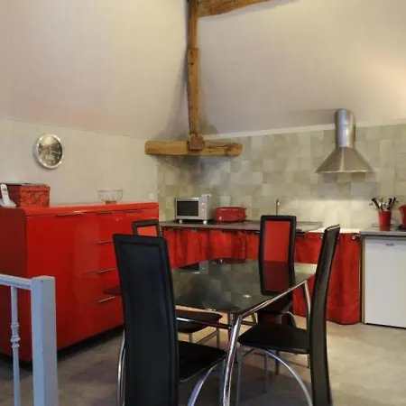Hébergement de vacances House 4 Personnes Le Grappillon Dore-242 Montgueux